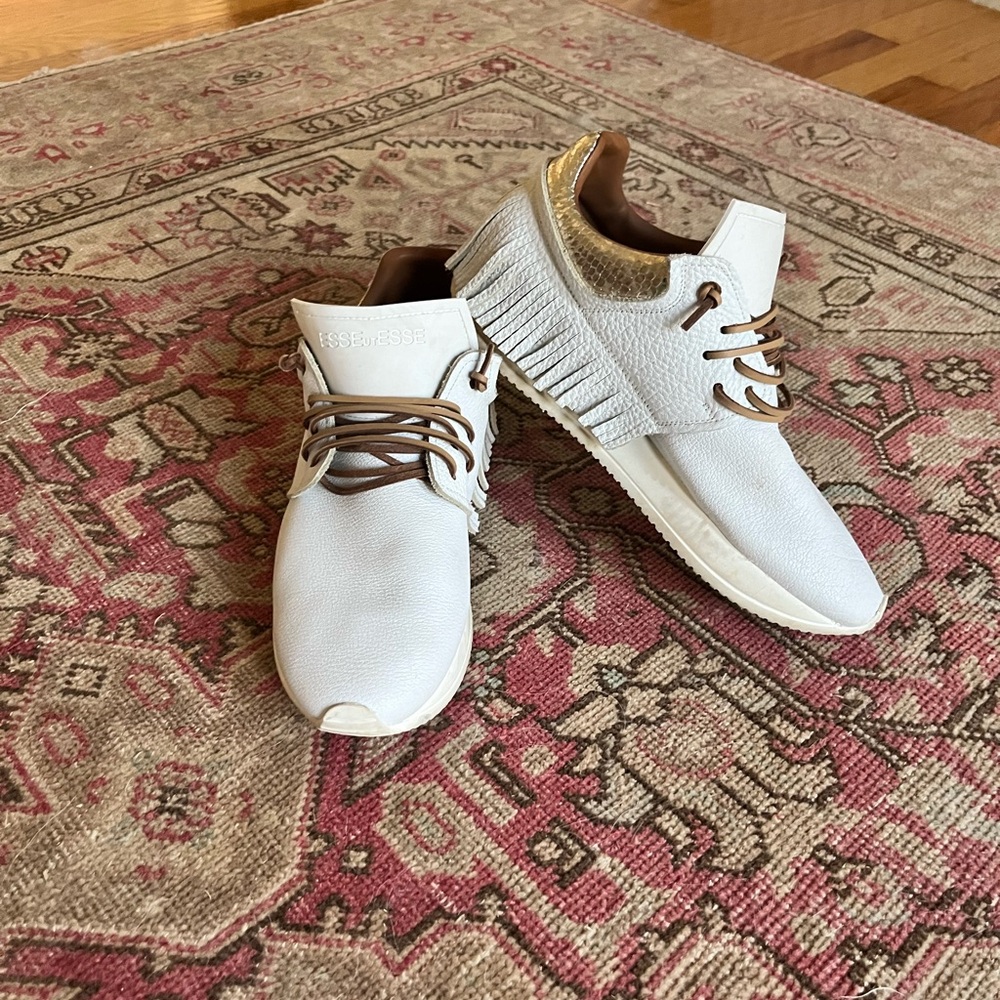 Esseutesse sneakers 40